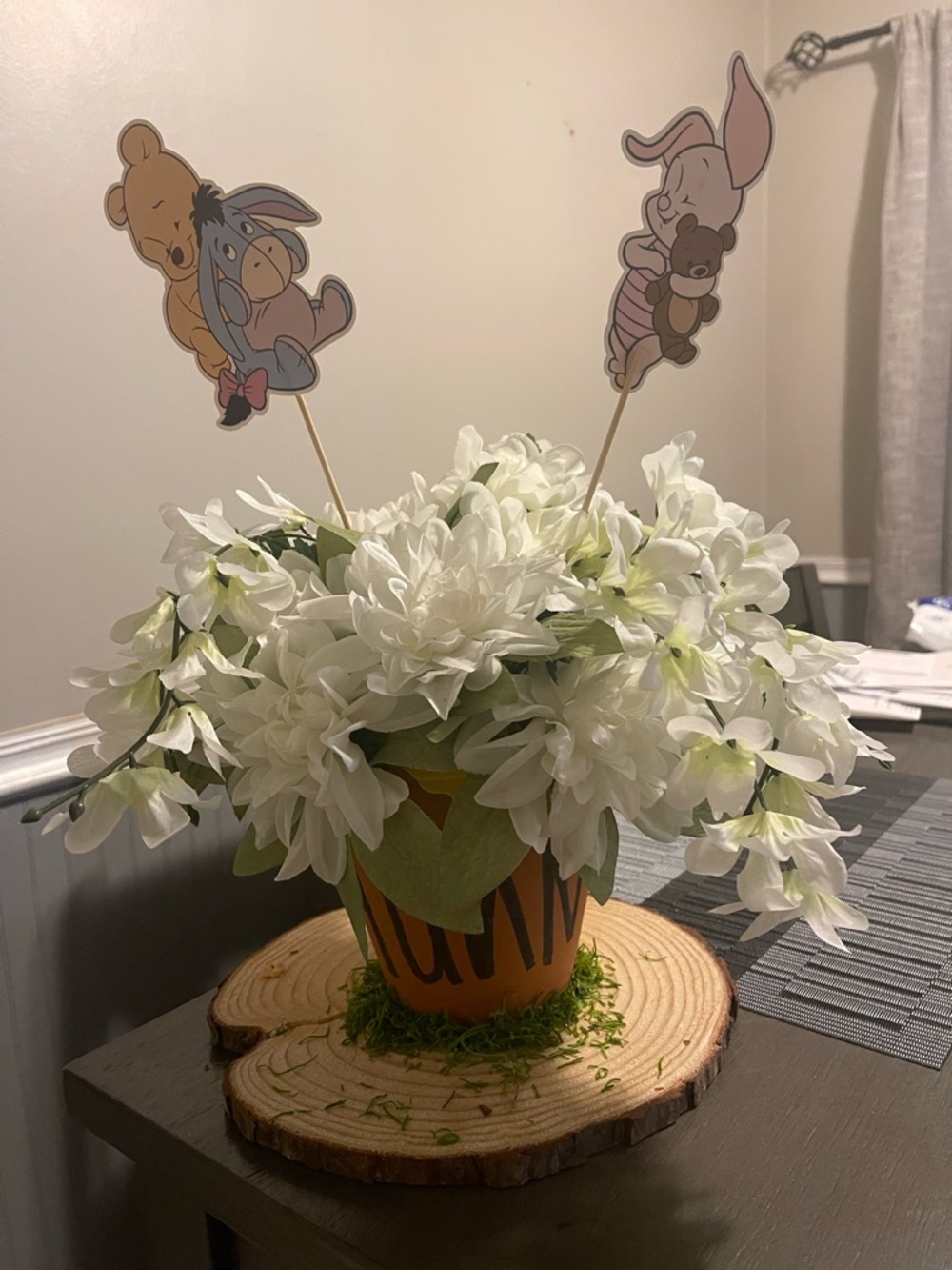 WINNIE THE POOH BABY SHOWER CENTER PIECE -White Floral Arrangement Centerpiece